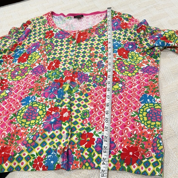 TALBOTS Colorful Geo & Floral Print Button-Up Cardigan Sweater Womens Sz… - Picture 13 of 13